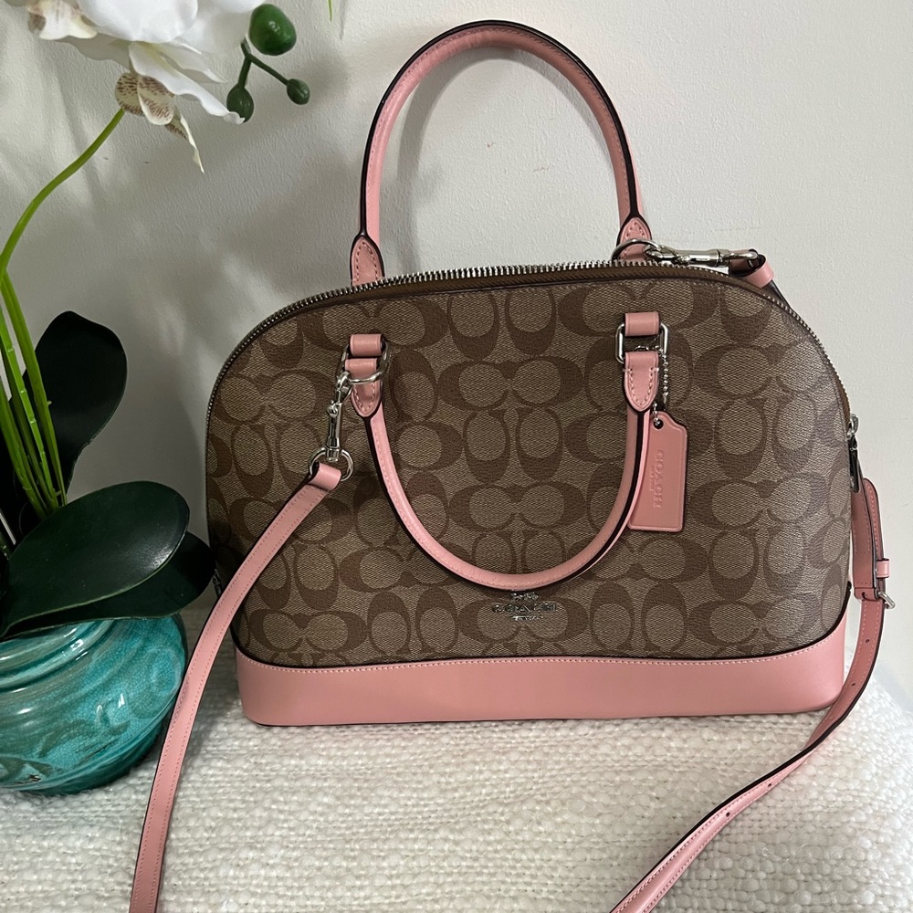 Authentic Coach Crossbody Bag/Handbag